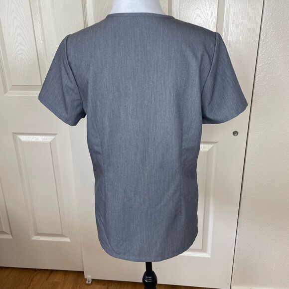 FIGS Catarina One Pocket Scrub Top Gray Size Small - Picture 3 of 9